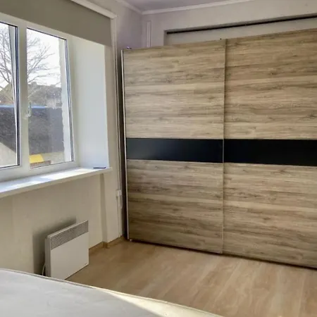 Bright And Cozy Flat In Rummu, 35 Min To Tallinn