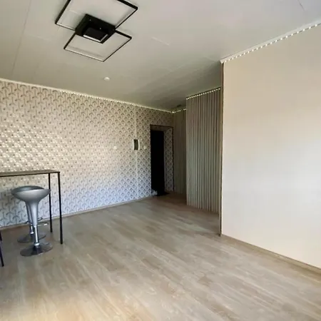 Bright And Cozy Flat In Rummu, 35 Min To Tallinn Румму